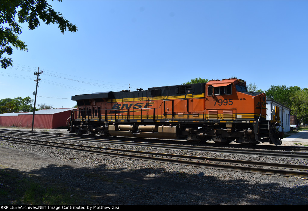 BNSF 7995